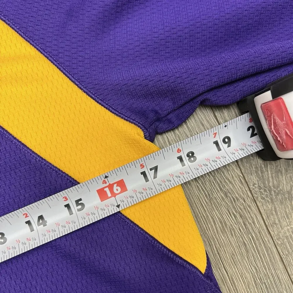 Nike Kobe Hoodie Size Medium Big Kids Court Purple Gold Therma Fit Pullover $52
